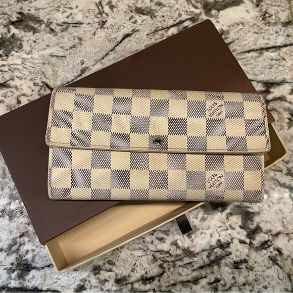 Louis Vuitton Accessories - Louis Vuitton Sarah Wallet Damier Azur 2011